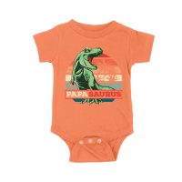 "Papa Saurus" Dinosaur T-Shirt for Dads ? Funny Father?s Day Gift, Perfect Shirt for Dino Lovers and Unisex Baby Jersey