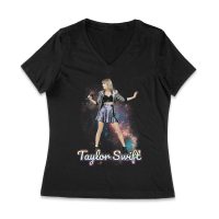 Taylor-Swift Spotlight Performance on Stage Graphic Tee Women Jersey V-Neck – Viva Party